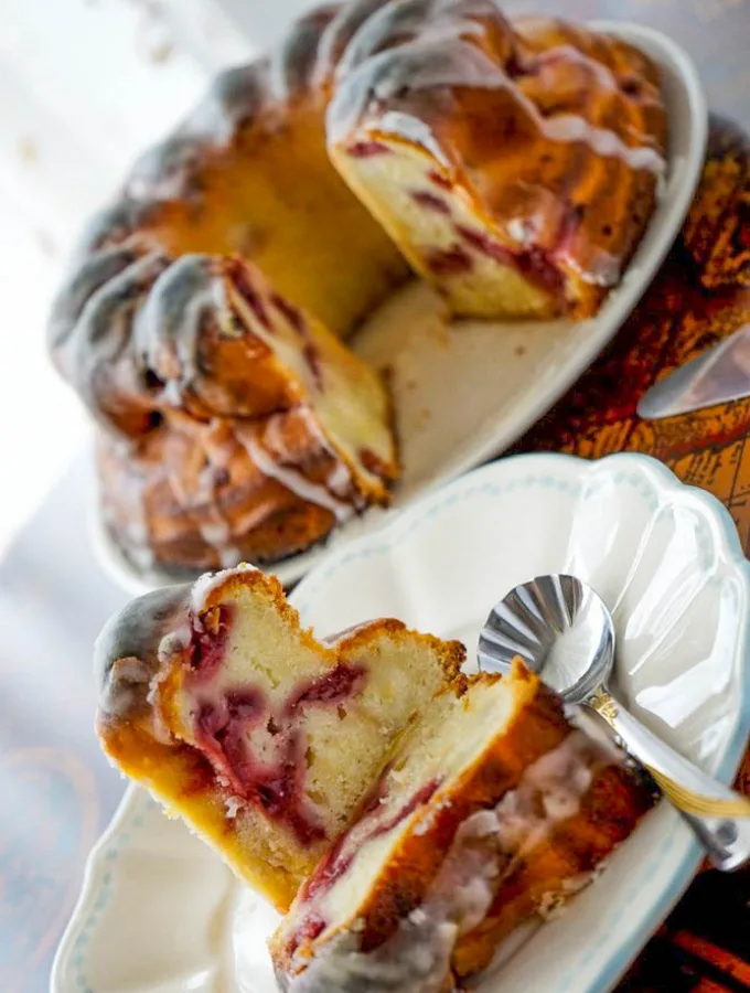 Simple and Fresh Strawberry Yogurt Cake